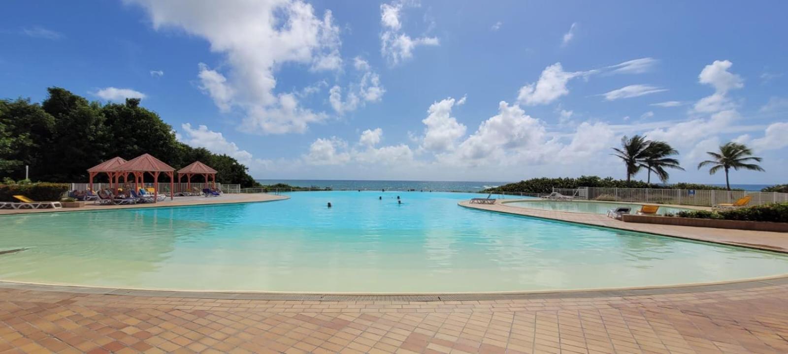 Brin D'Ile Anse Des Rochers Vue Mer A 50 M De La Plage Et Piscine Saint-François Kültér fotó